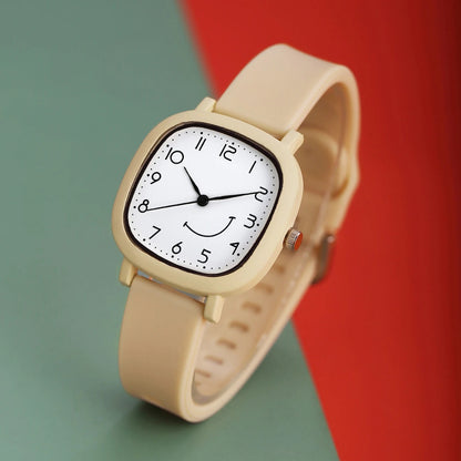 New women's fashionable,cute, minimalist, and versatile silicone wristband quartz watch